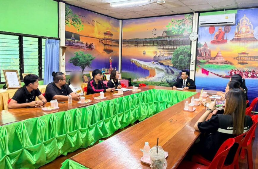 ติดตามและเยี่ยมสถานศึกษา พร้อมรับฟังข้อมูล แลกเปลี่ยนข้อคิดเห็น และให้คำแนะนำด้านการดูแลช่วยเหลือนัก…
